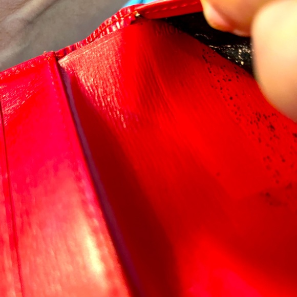 Authentic Louis Vuitton Epi leather red tri fold. - Picture 9 of 9